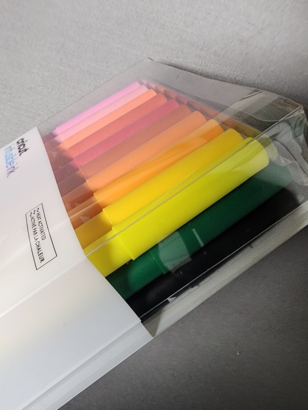 Cricut Infusible Ink 30 Marker Set 0.4mm - Picture 5 of 5